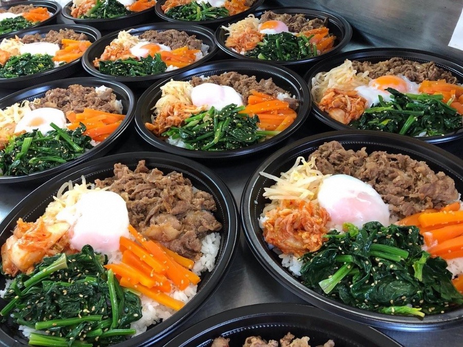 お肉屋さんが作る！おすすめの“黒毛和牛ビビンバ弁当”