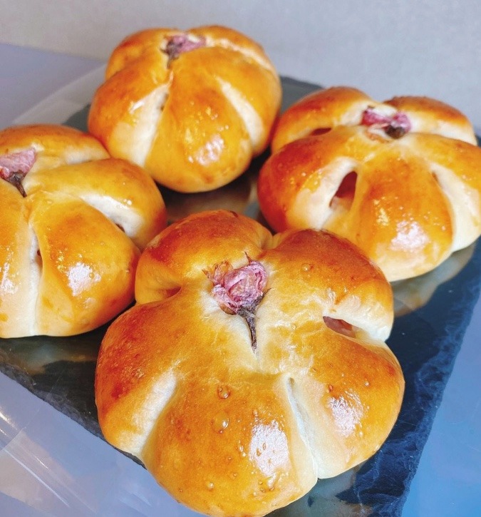 ムッシュヒロさんの春のオススメパン「さくらあんぱん」が今年も販売開始されています🌸