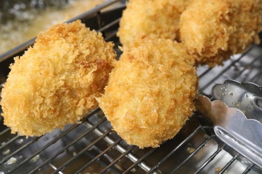 お肉屋さんの人気No.1 コロッケ！