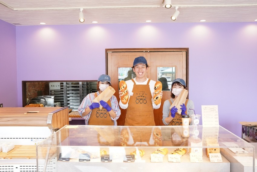 人気のぶどうぱん専門店『ぶどぱん』に行ってきました！