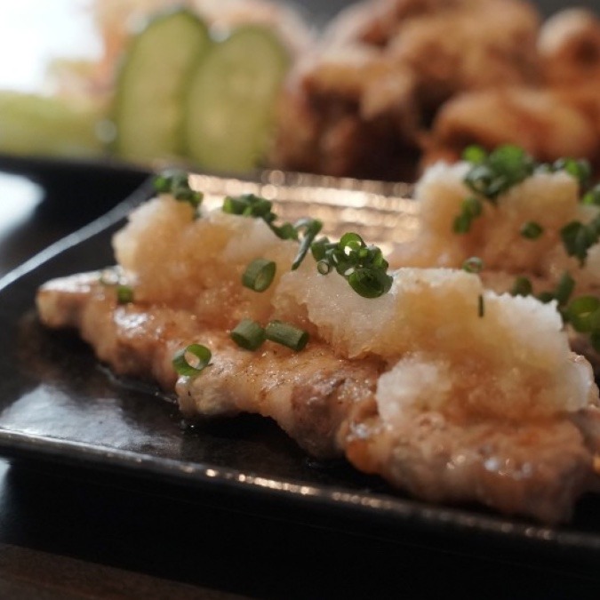 『酒食家 喜楽笑』の特性豚バラ