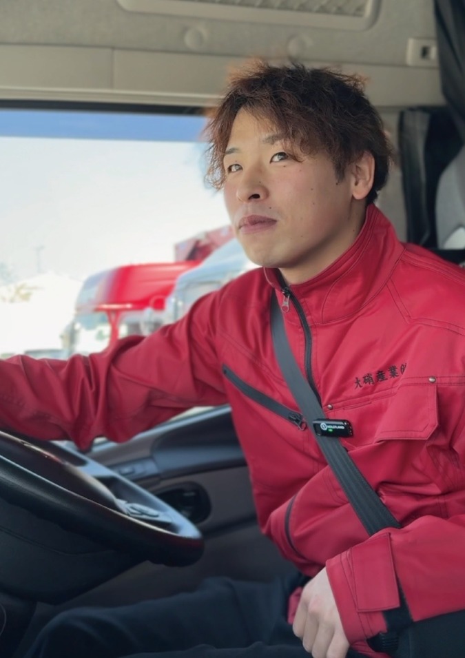 大硝産業株式会社 大型自動車免許取得支援を導入！ドラックドライバー募集！